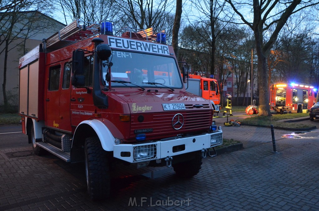Feuer 3 Koeln Ostheim Rath Roesrathertstr P0856.JPG - Miklos Laubert